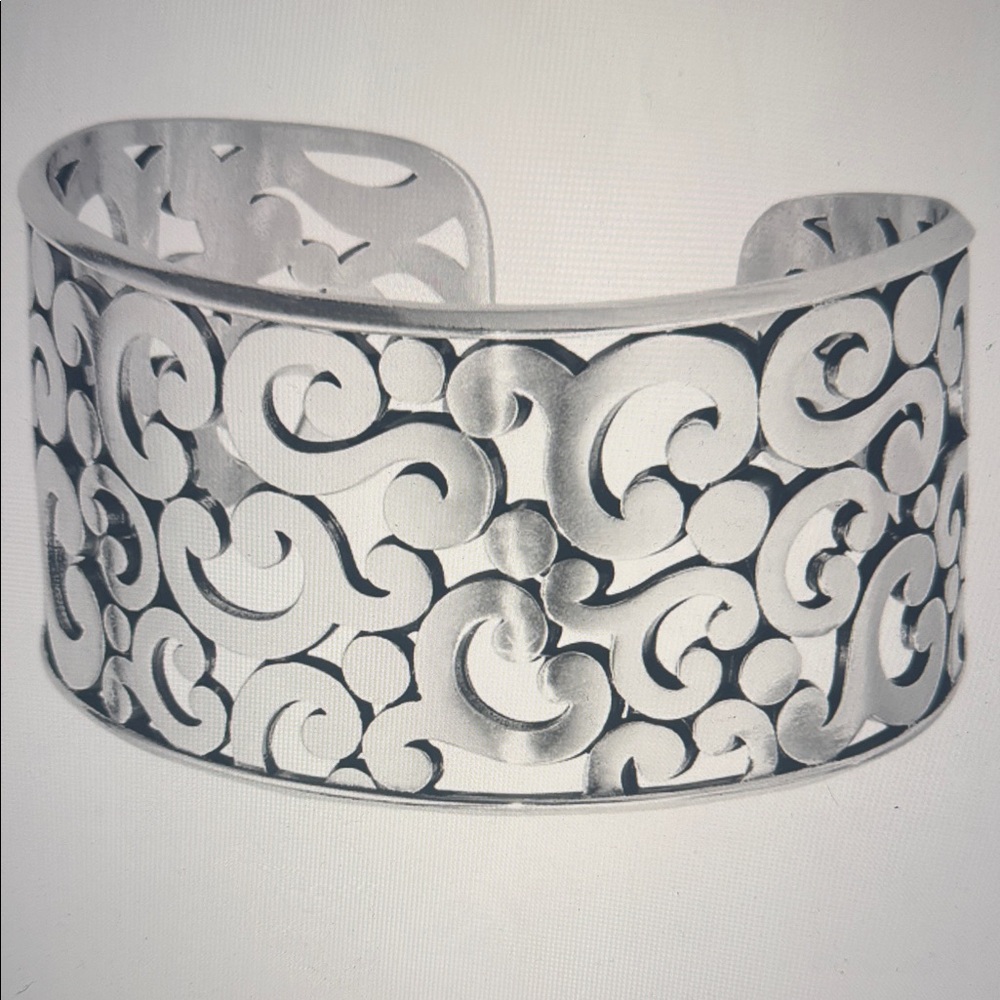🌺🆕🌺 Brighton Contempo Wide Cuff Bracelet NWT $88